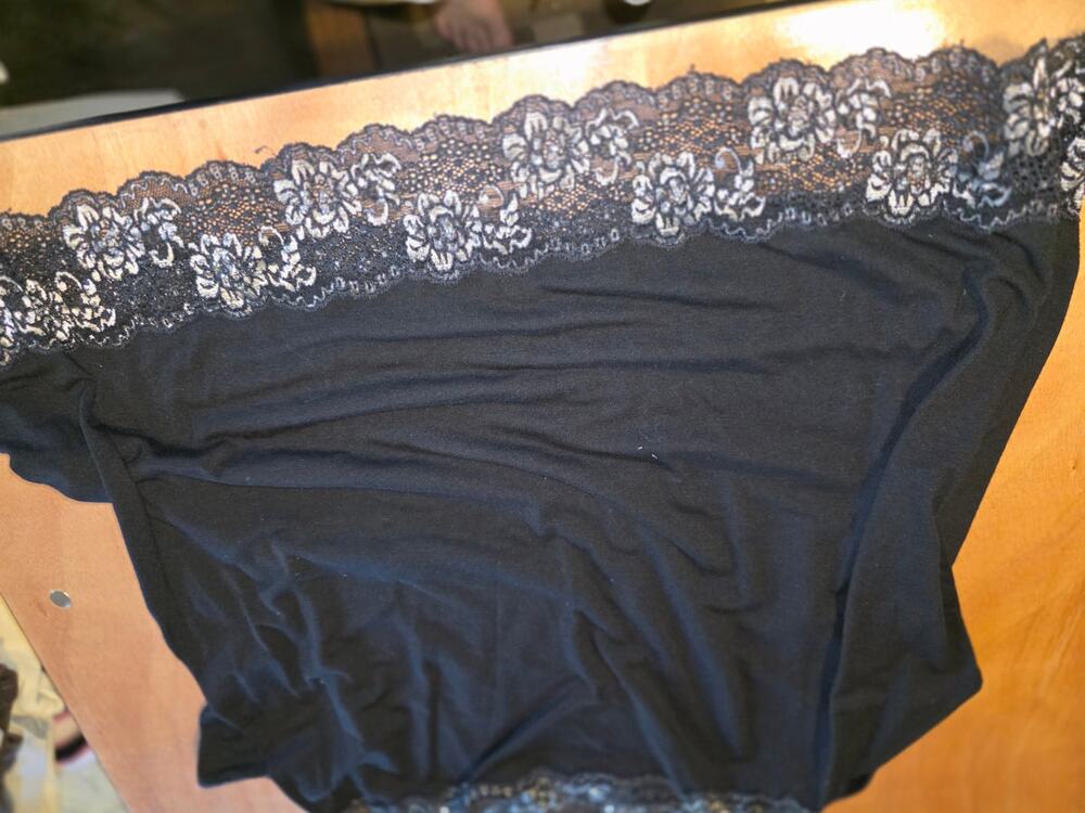 Cato Woman Black Silver Floral Lace Trim Camisole 26/28W